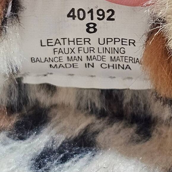 Minnetonka Moccasins Mens Size 8 Brown Suede Slip-On Normcore Western Minimalist - Picture 7 of 7